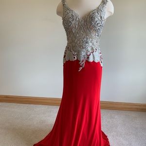 Alyce Evenings dress